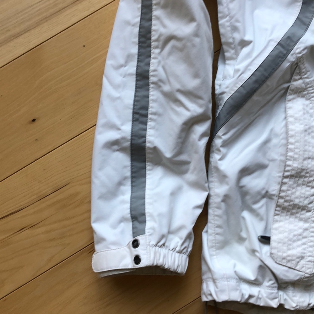 Eddie Bauer white jacket - Picture 3 of 7